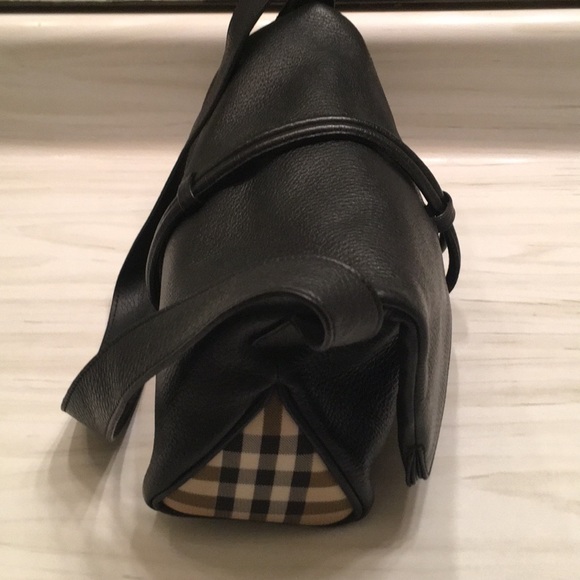 Burberry Handbags - Burberry handbag. Unique and classy